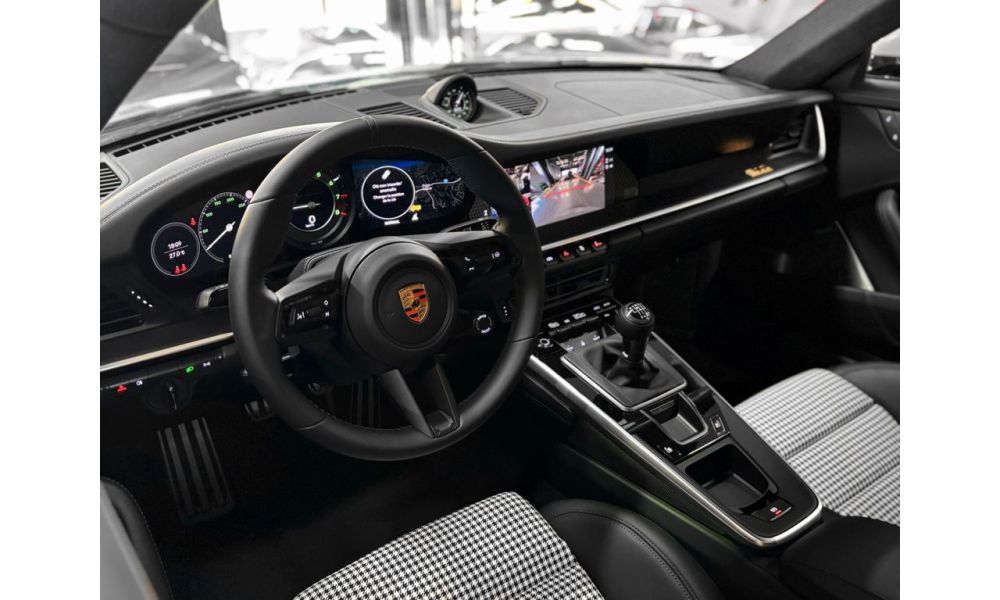 937744
