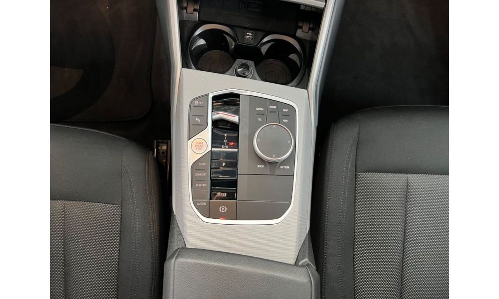 976384