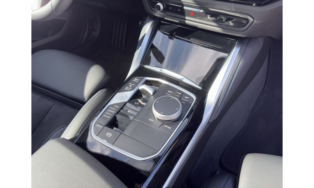 493233