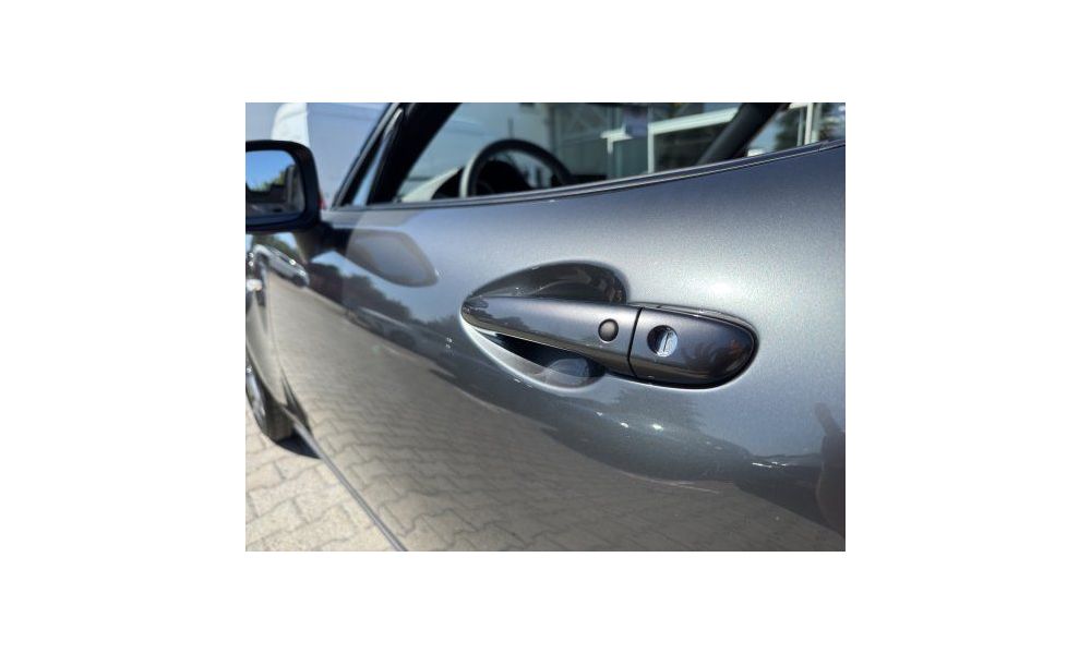 272130