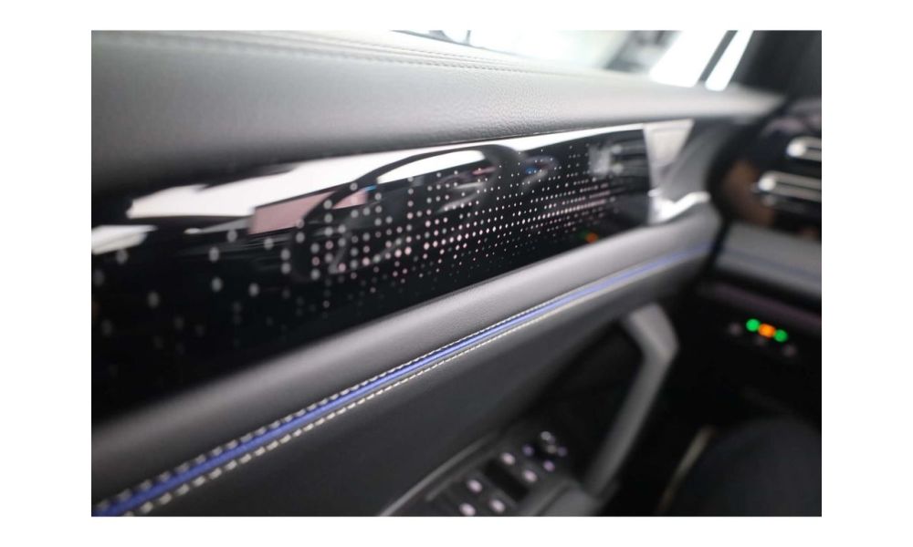 376040