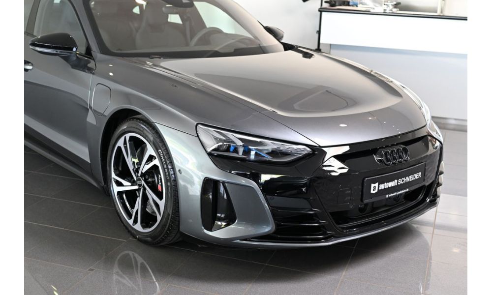 617857
