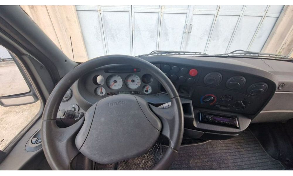 808670