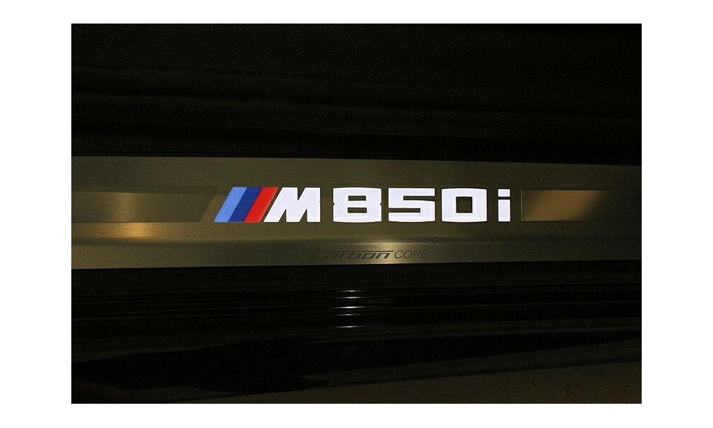 956679