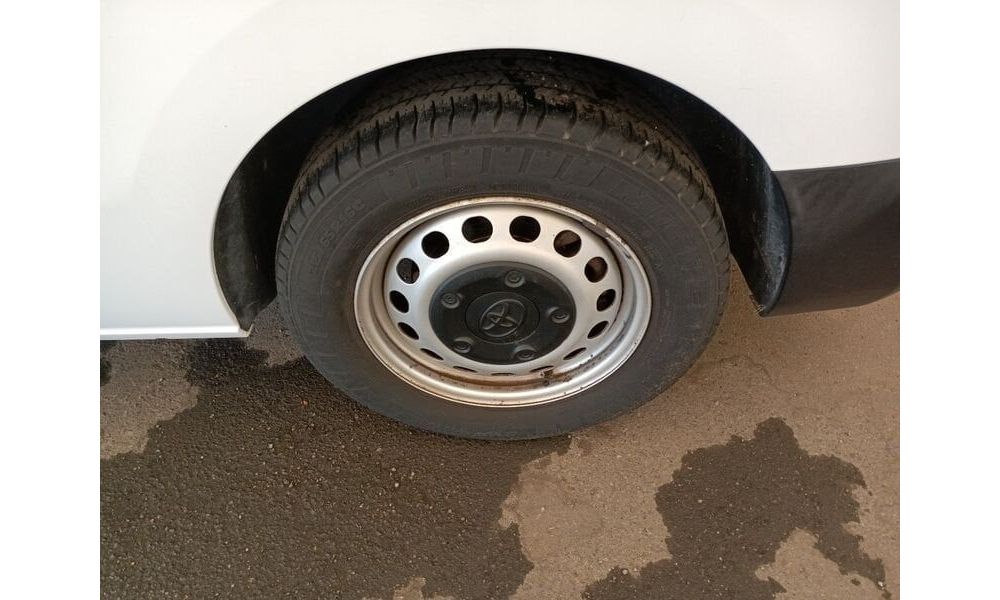69069