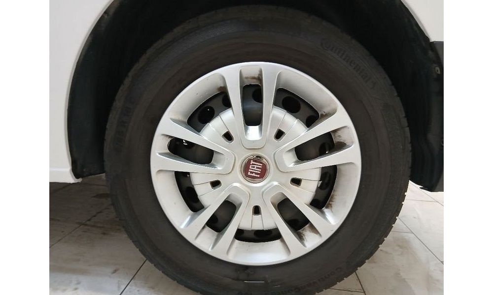 897740