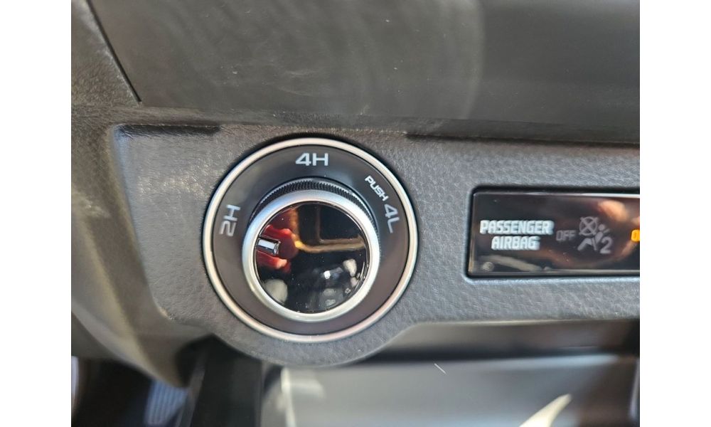 757973