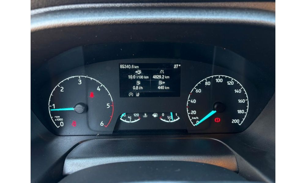 844737