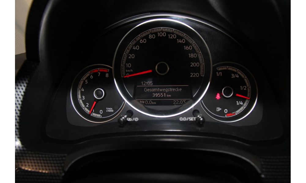 875755