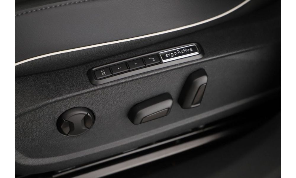 441375
