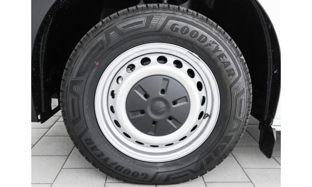 29983