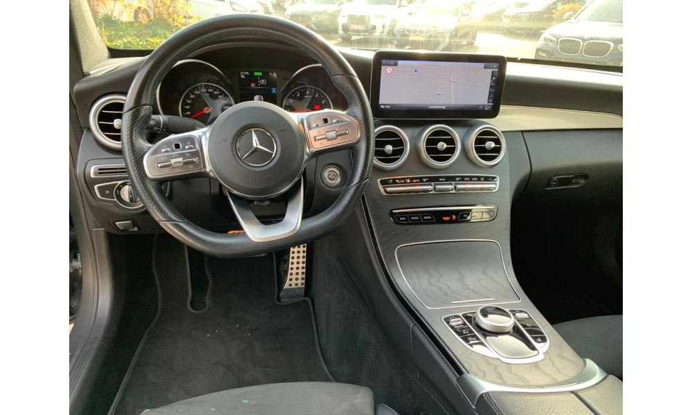 749038