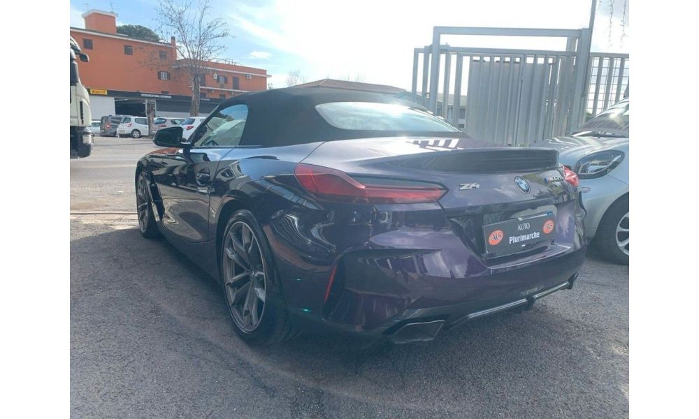 240843