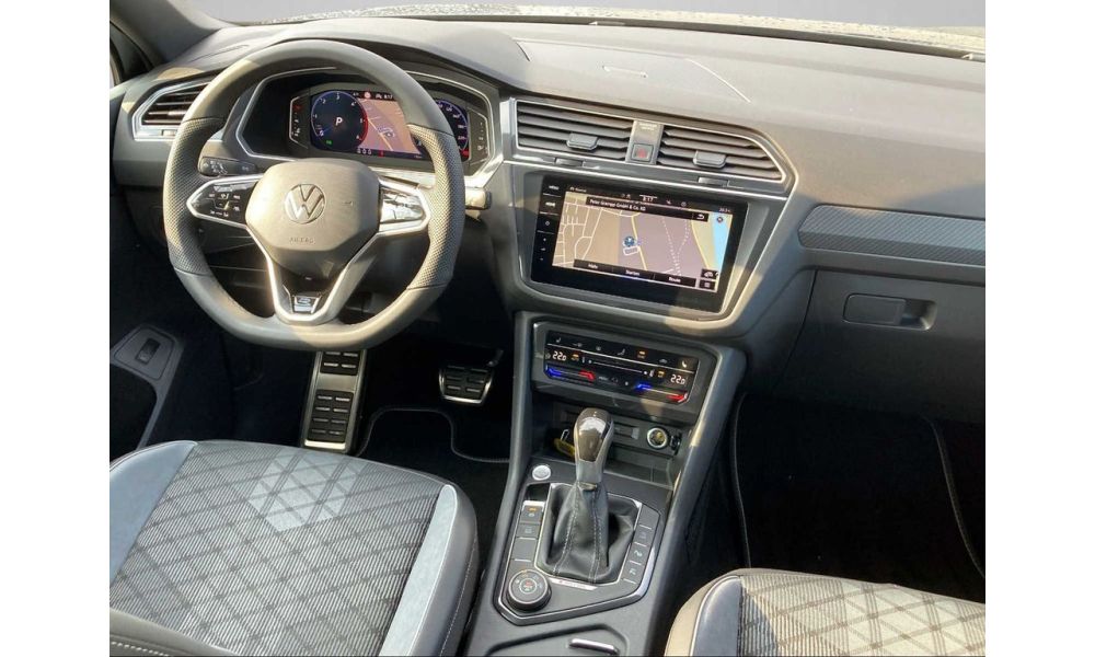 712817