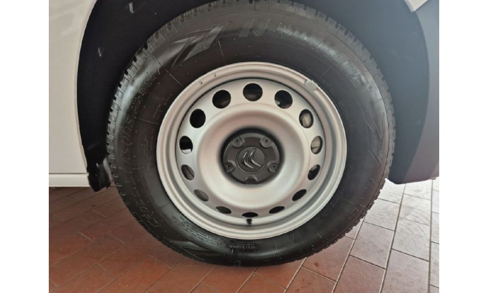 597317