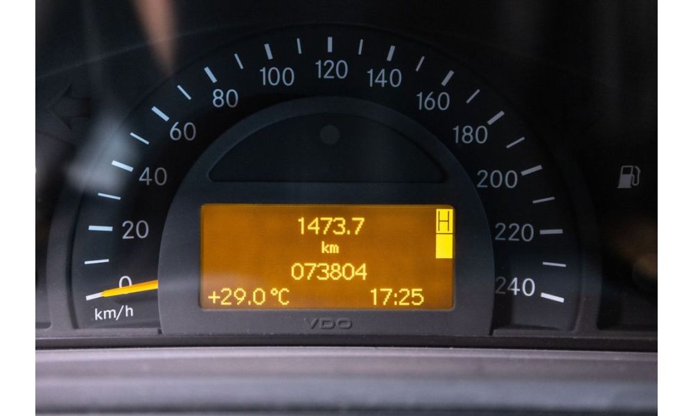575553