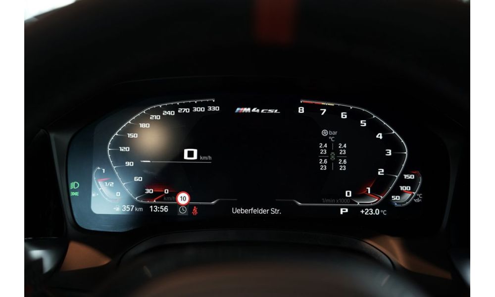 989822