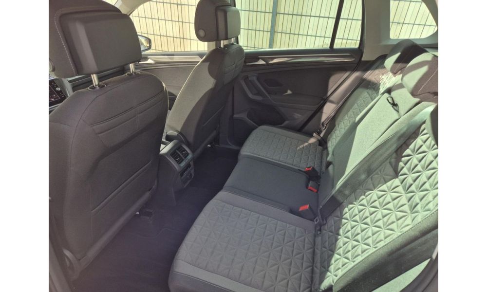 437920