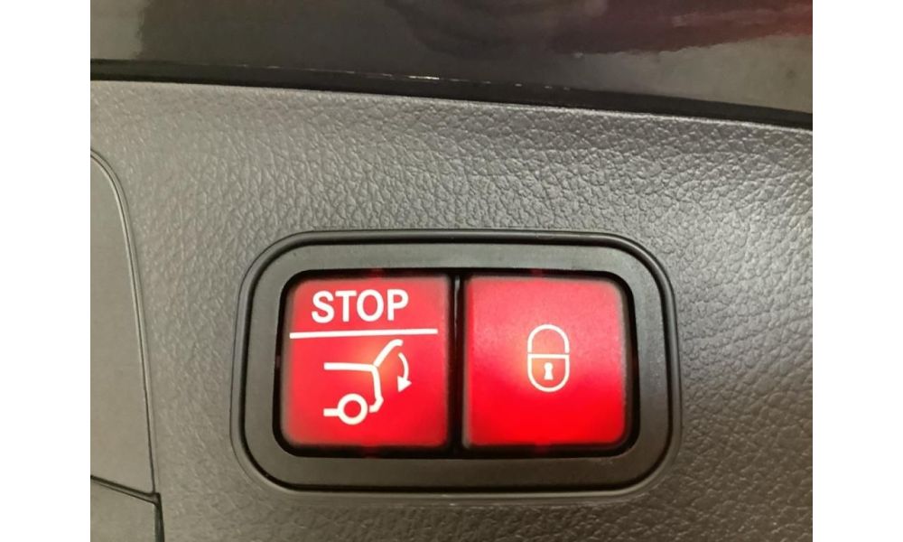 899365