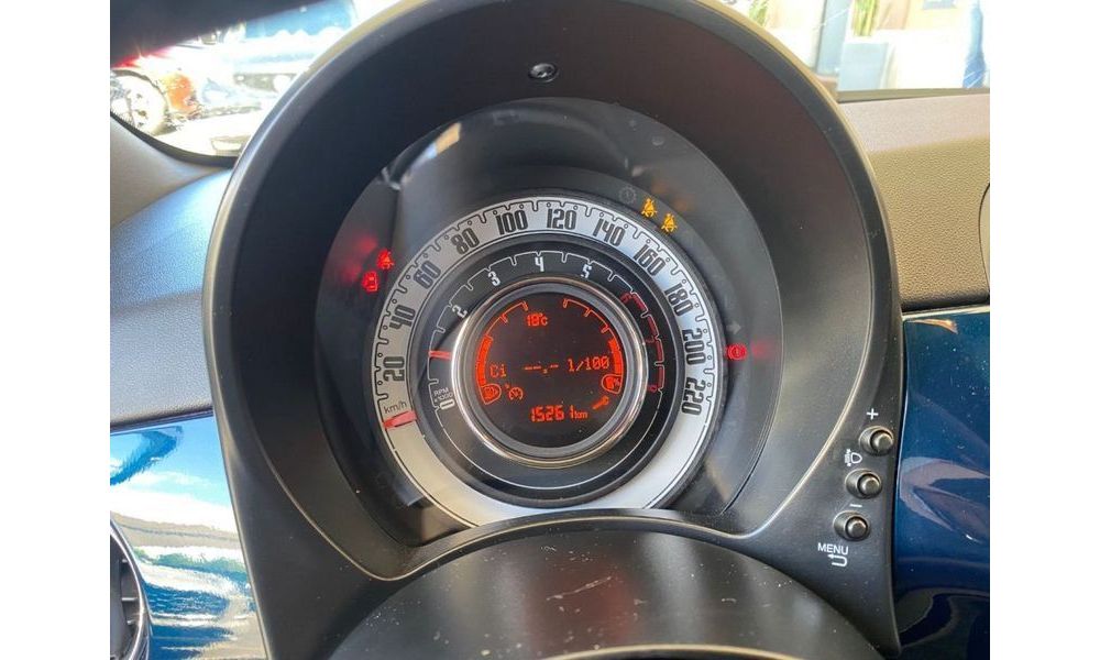 897746