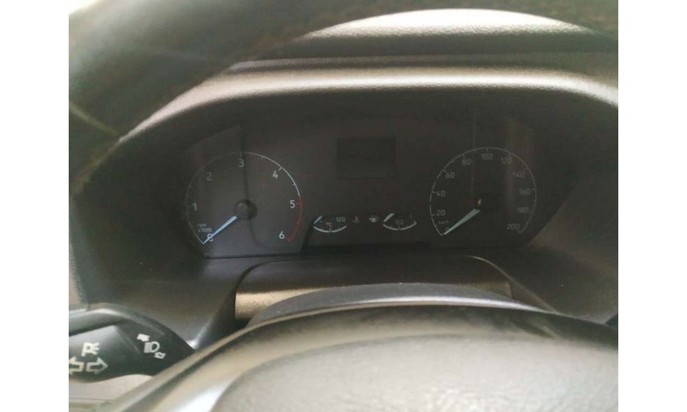 876576