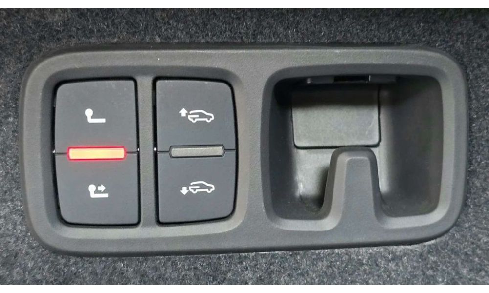 744572