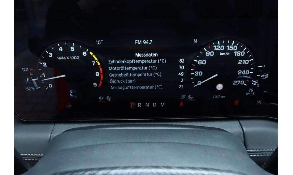 765817
