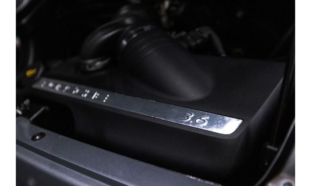 985712