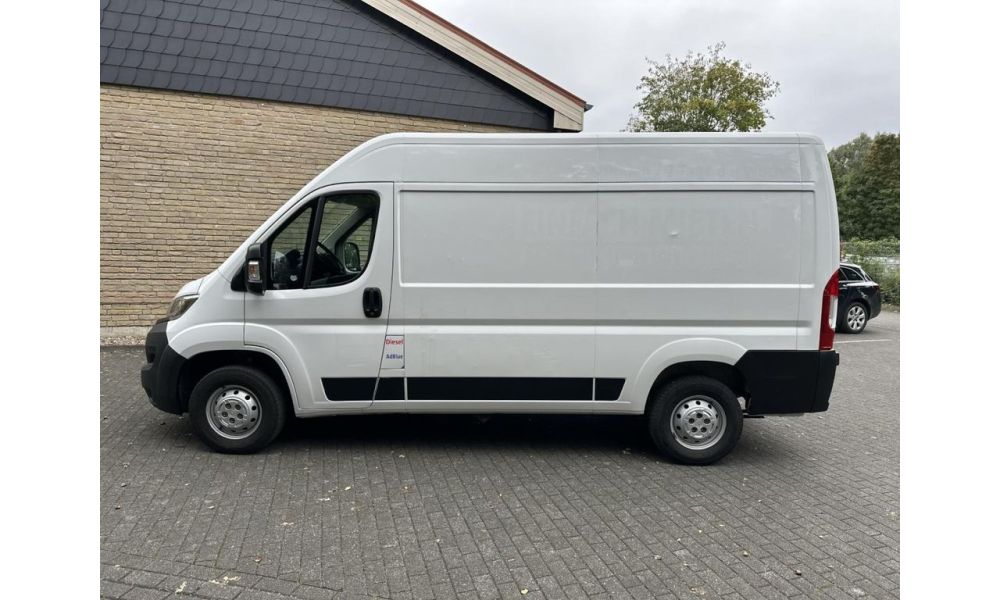 413579