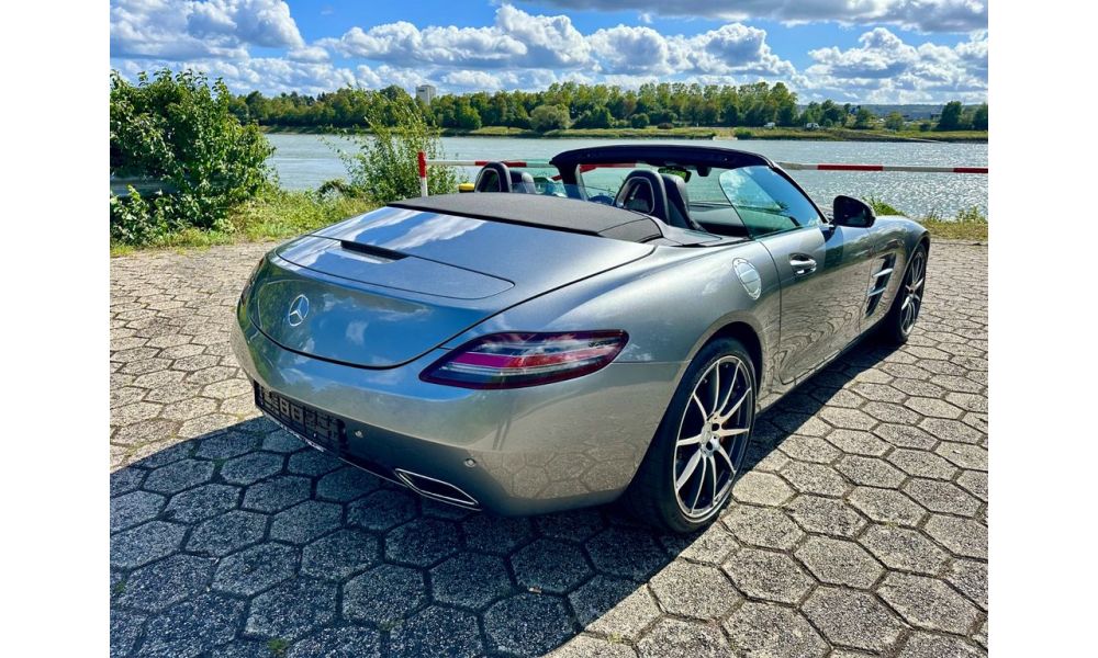 958572