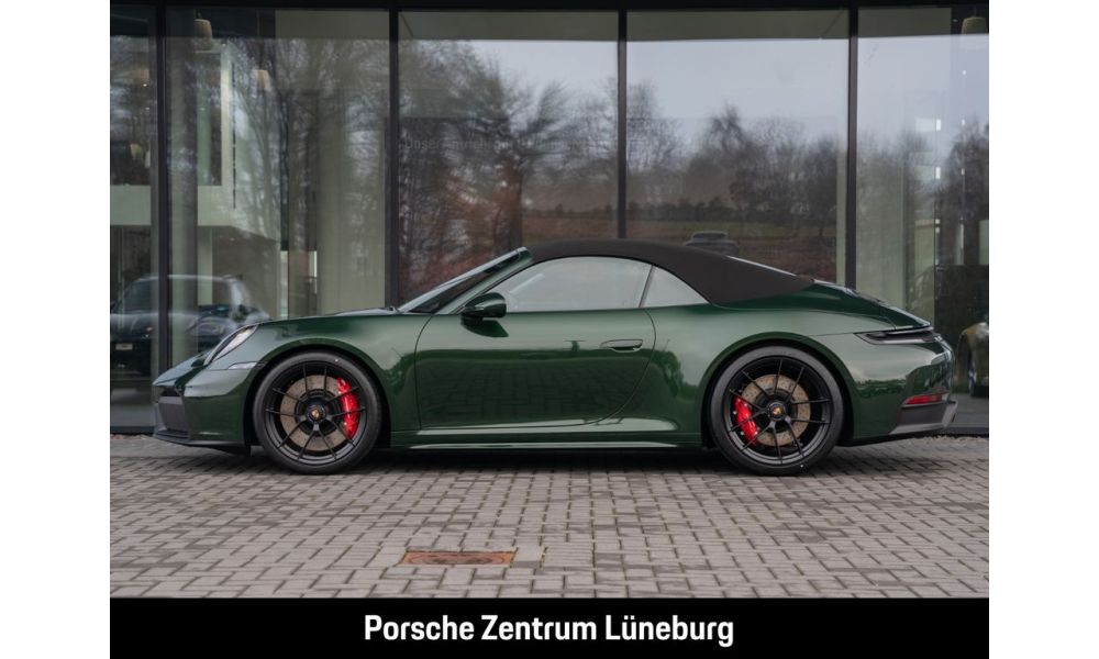 911729