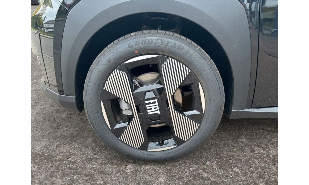 399084