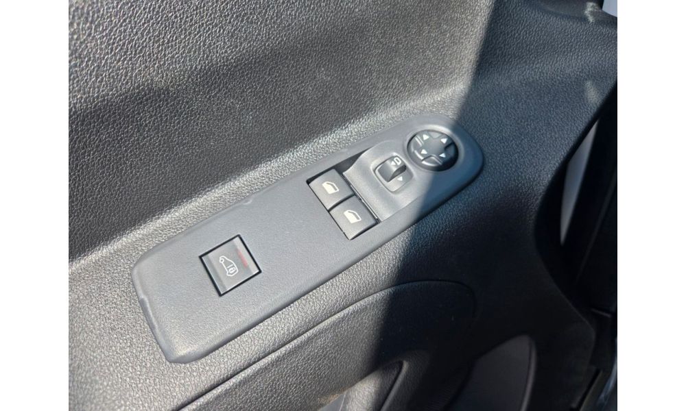 323950