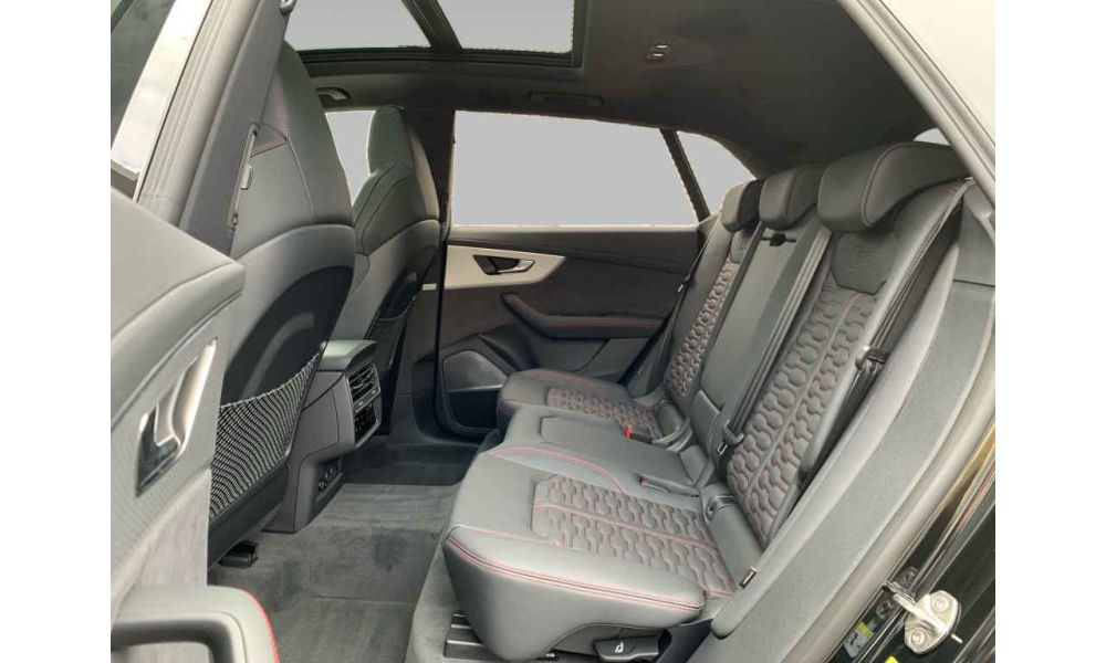 869895