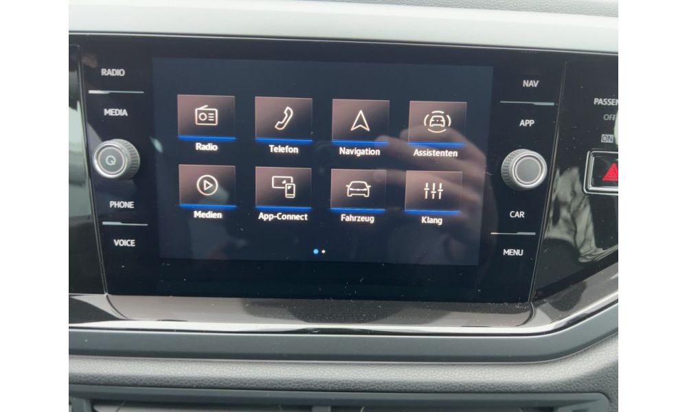 412353