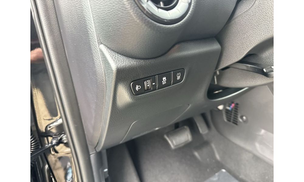 733650