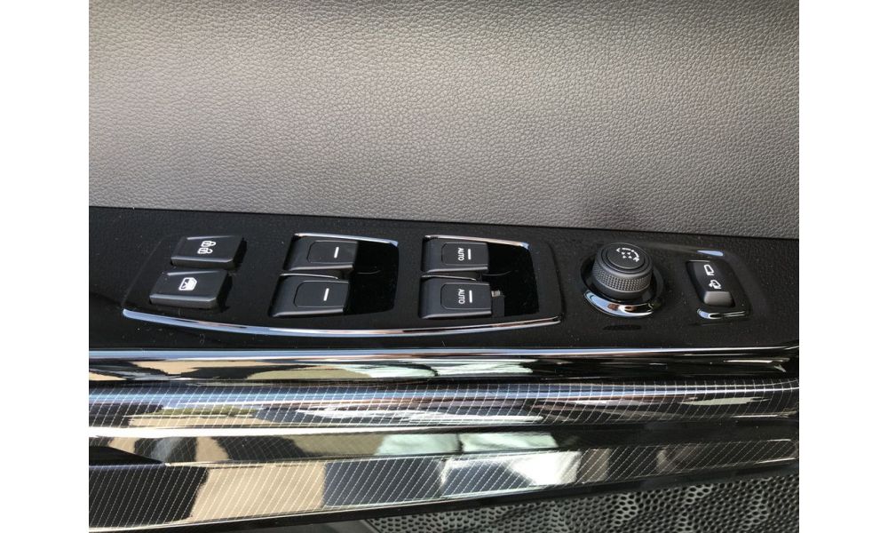 458085