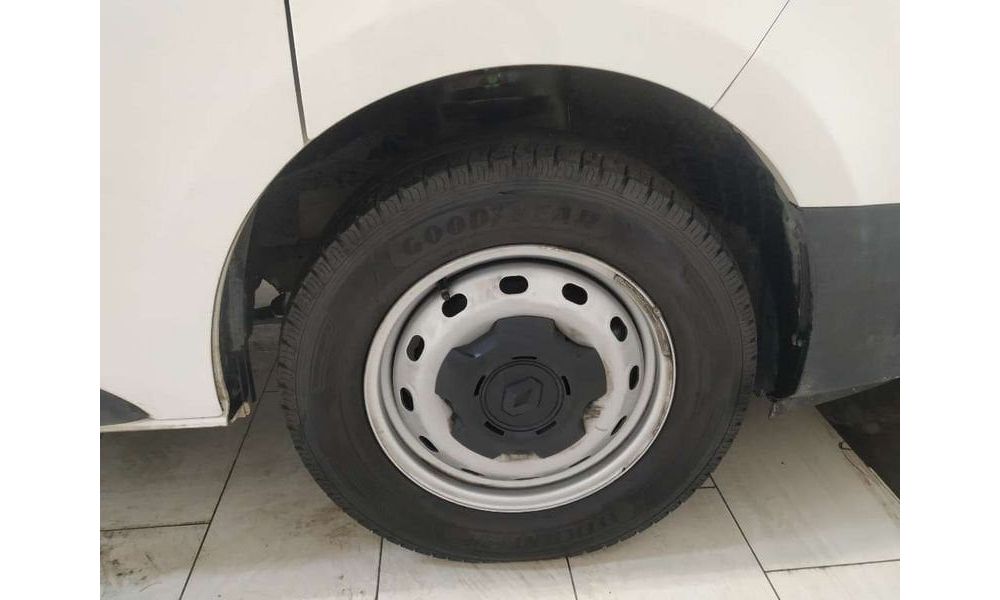 73585