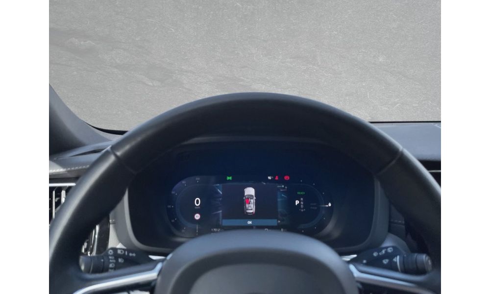 563321