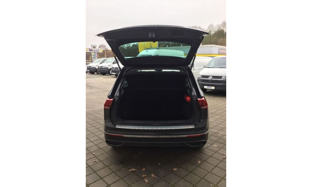 206490