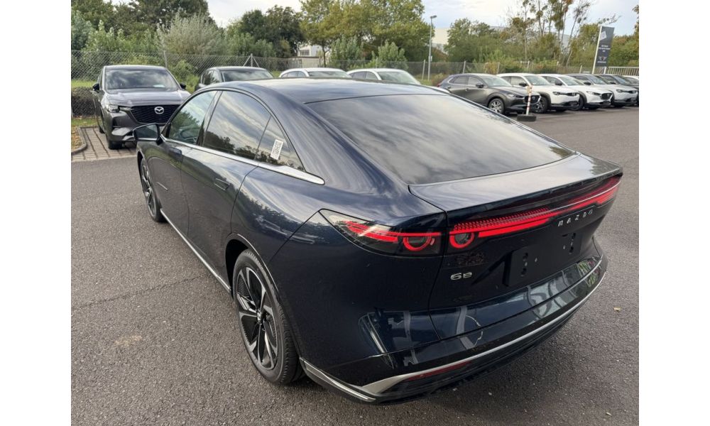 404469