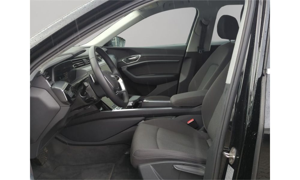216912