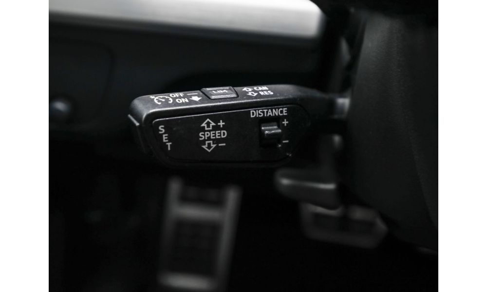644713