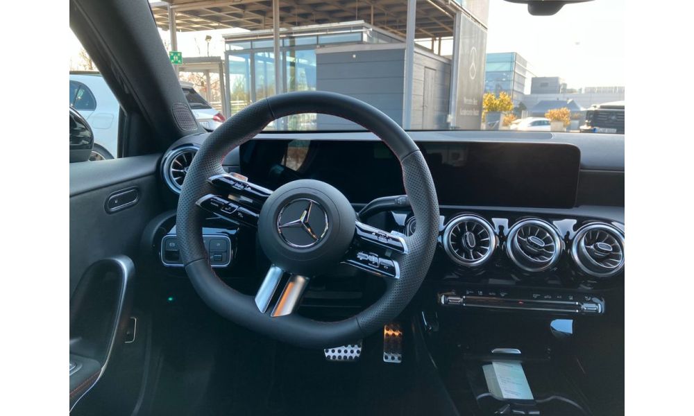 932625