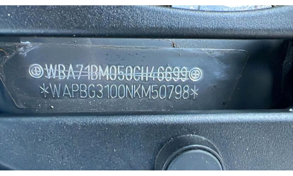 441586