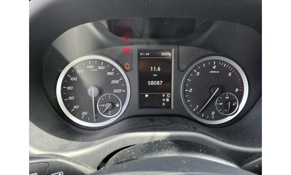 667879
