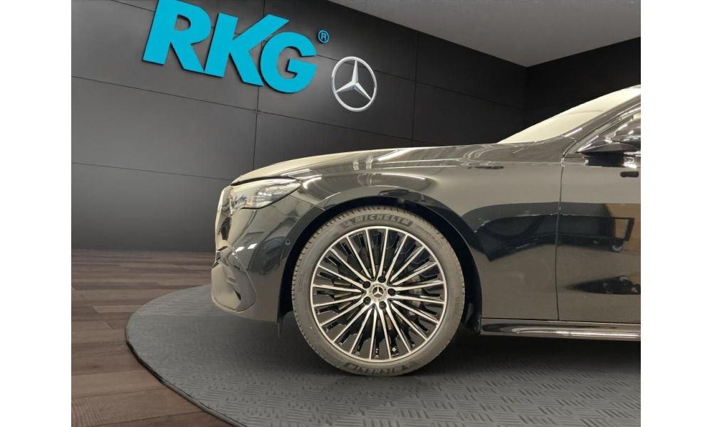 207993