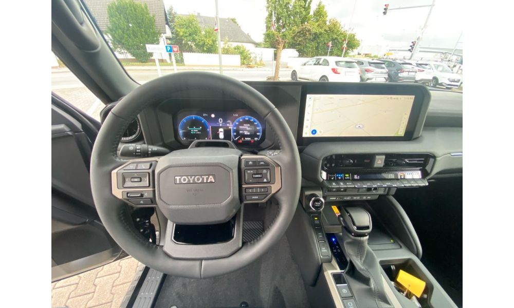 307723