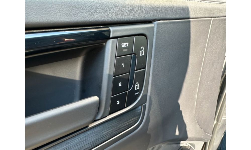 697