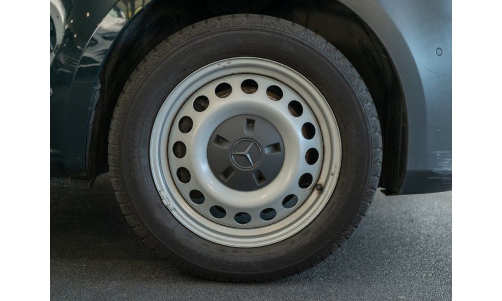 557114